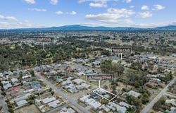 8 Adams Street, Mansfield, Vic 3722