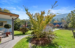 28 Riverside Drive, Warburton, Vic 3799