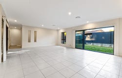 2/1a Leonay Parade, Leonay, NSW 2750