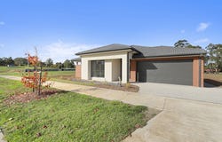 103 Barrel Road, via 70 Gardner and Holman Road, Drouin, Vic 3818