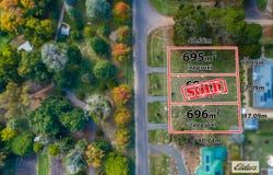 7 &  11 Ellesmere Place, Malmsbury, Vic 3446