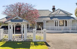 135 Brougham Street, Fairfield, Qld 4103