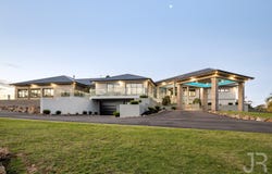 3 Roy Ross Court, Pakenham, Vic 3810