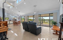 153 Lakes Drive, Laidley Heights, Qld 4341
