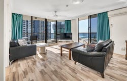 44/19 Aubrey Street, Surfers Paradise, Qld 4217