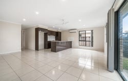 4 Gains Place, Glenvale, Qld 4350