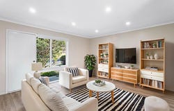 2 Stornoway Avenue, St Andrews, NSW 2566