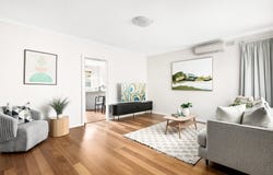 2/17 Glencairn Avenue, Camberwell, Vic 3124