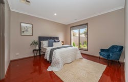 16 Healesville Loop, Craigieburn, Vic 3064