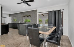 95 Etty Bay Road, Etty Bay, Qld 4858