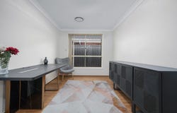 5 Freeman Circuit, Ingleburn, NSW 2565