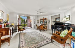 68 Prestwick Dr, Twin Waters, Qld 4564
