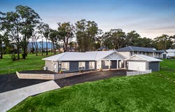 5 Olive Grove, Healesville, Vic 3777