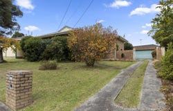 2 Aquila Crescent, Endeavour Hills, Vic 3802