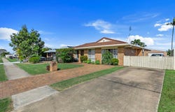 27 Moolyyir Street, Urangan, Qld 4655