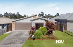 8 Wright Crescent, Flinders View, Qld 4305