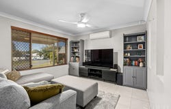 4 Pinkwood Court, Yamanto, Qld 4305