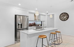 4 Gonula Crescent, Ripley, Qld 4306