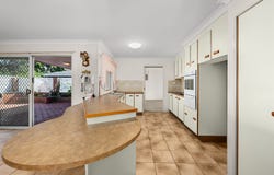 17 Willis Court, Mermaid Waters, Qld 4218