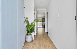 14 Red Emperor Way, Lammermoor, Qld 4703