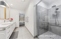 70/45 Heytesbury Drive, Officer South, Vic 3809