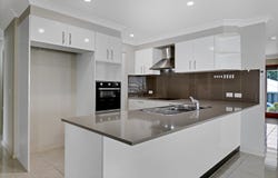 2/12 Ginger Bell Avenue, Bli Bli, Qld 4560