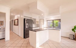 142 McFarlane Drive, Kanimbla, Qld 4870