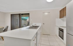 7 Simon Street, Victoria Point, Qld 4165