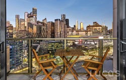 2005/5 Caravel Lane, Docklands, Vic 3008