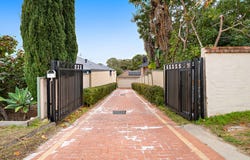 8A Doherty Road, Coolbellup, WA 6163
