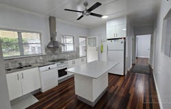 166 Cambridge Street, Granville, Qld 4650