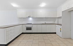 1/44 Bridge Road, Hornsby, NSW 2077