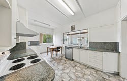 1 Lightfoot Street, Cessnock, NSW 2325