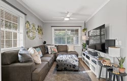 5 Bordeau Crescent, Petrie, Qld 4502