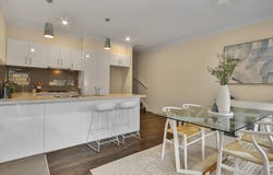 6 Premier Close, Mooroolbark, Vic 3138