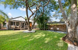 21 Donaldson Street, Norman Park, Qld 4170