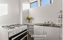 33/116 Inkerman Street, St Kilda, Vic 3182