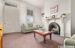 166 Piper Street, Bathurst, NSW 2795