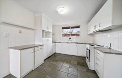 2/76 Ramsay Street, Centenary Heights, Qld 4350