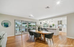 9 Rooth Road, Lesmurdie, WA 6076