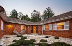 126 Gladstone Road, Leura, NSW 2780