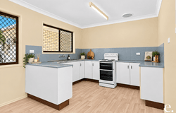 1/10 Jaggard Street, Norman Gardens, Qld 4701