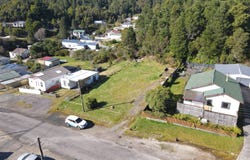 11 Peters Street, Queenstown, Tas 7467