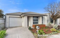 10 Kosciuszko Circuit, Clyde, Vic 3978