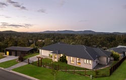 35 Rowning Court, Karalee, Qld 4306