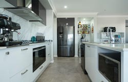 5 Daintree Crescent, Meringandan West, Qld 4352