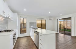 32 Jack Street, Morayfield, Qld 4506