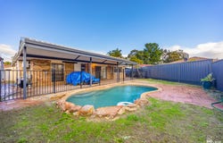 4 Guinivere Way, Camillo, WA 6111