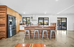 19 Pacific Boulevard, Broadbeach Waters, Qld 4218
