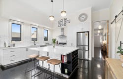 11 Hewitt Street, Colac, Vic 3250